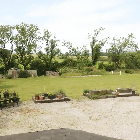 Woodlands, Skipton Halton West